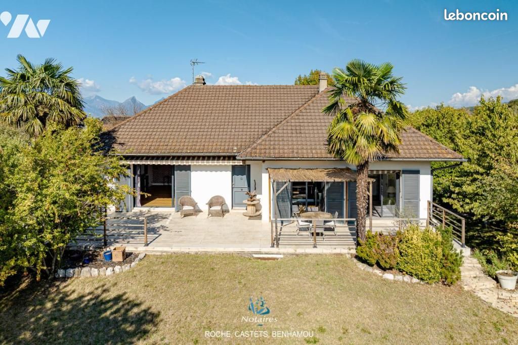 Maison 6 pièces 230 m² · à Claix · 230 m² · 650 000 €
