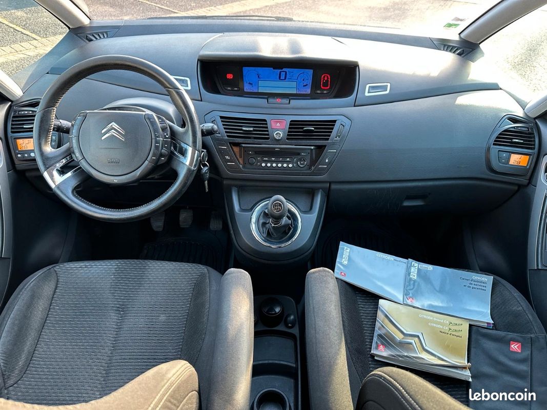 Citroën C4 Picasso exclusive 1.6 HDi 110ch (image 3)