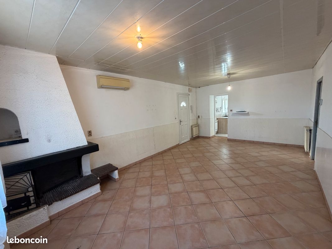 Maison 6 pièces 138 m² · à Marseille · 138 m² · 300 000 €