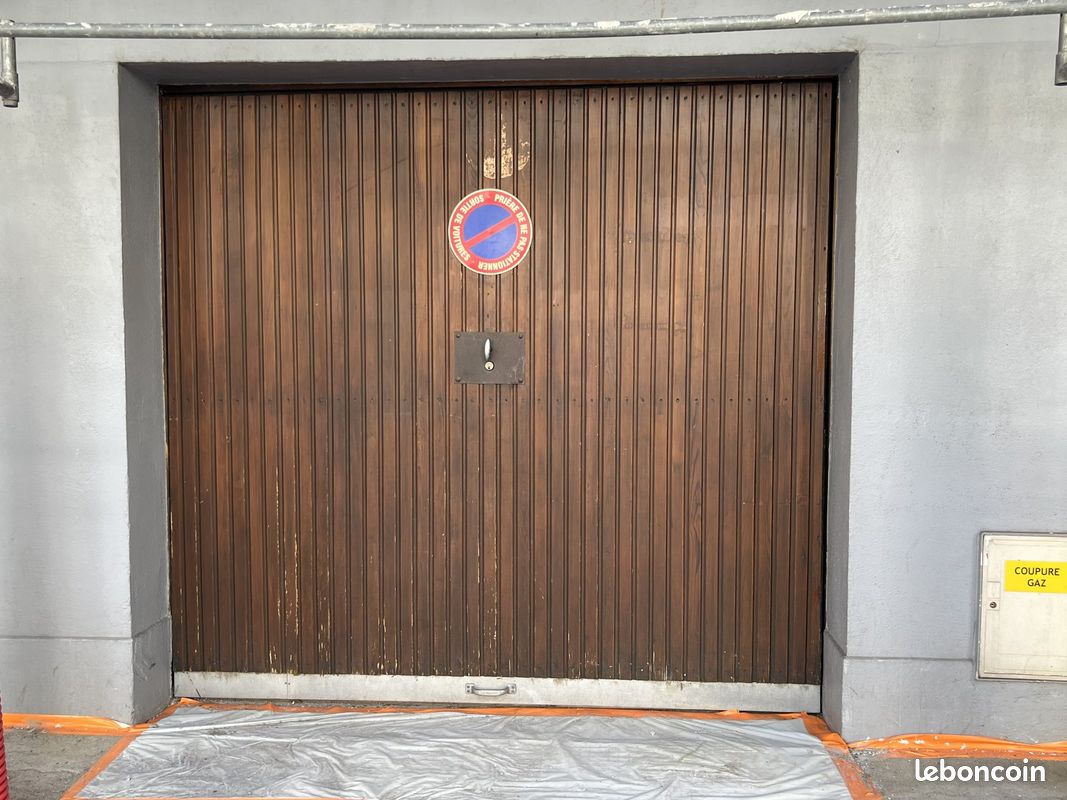 Parking 24 m² · à Strasbourg · 24 m² · 200 €/mois