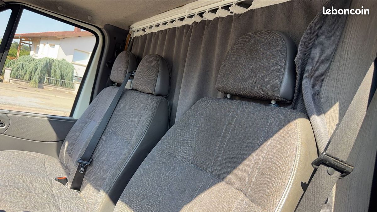 Ford Transit VU 2.0 TDdi 85 Fourgon (image 9)