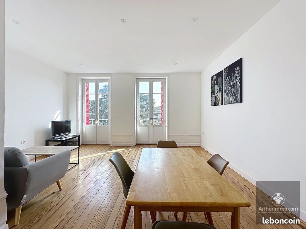 Appartement 6 pièces 160 m² · à Roanne · 160 m² · 199 000 €