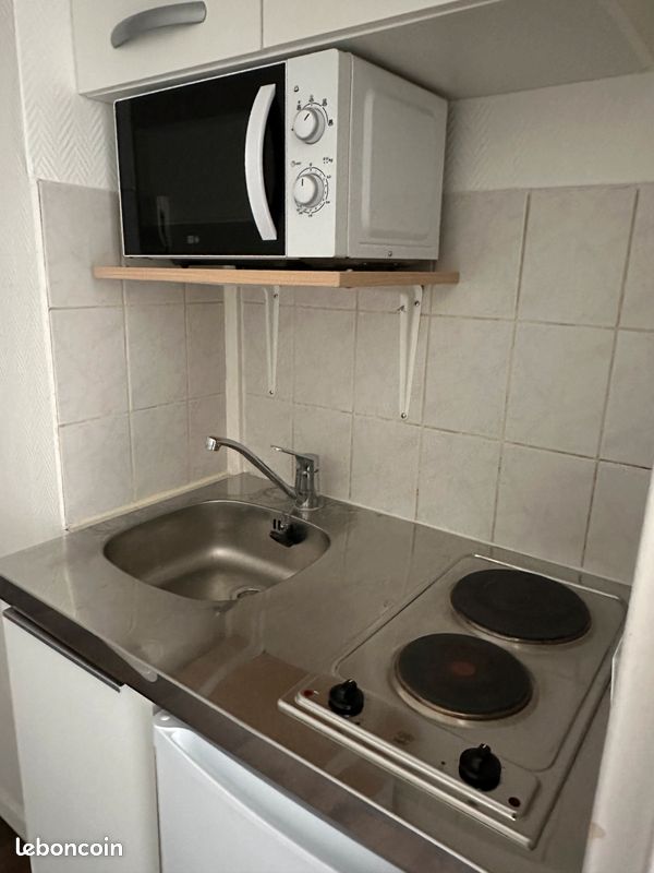 Studio à louer (image 4)