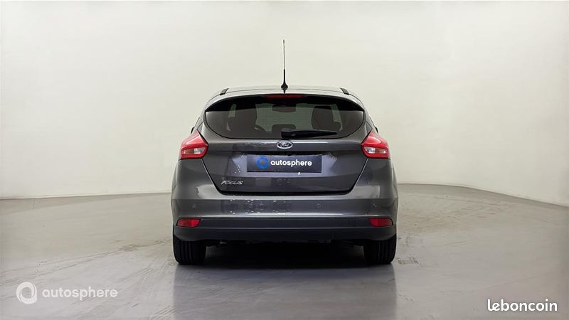 Ford Focus 1.5 TDCi 120ch Stop&Start Titanium PowerShift (image 6)