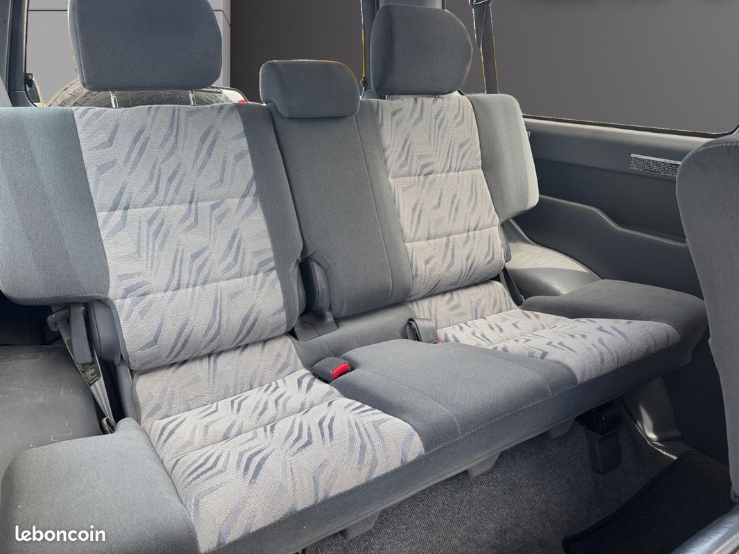 TOYOTA LAND CRUISER SERIE 90 3.0 TD 4D KDJ90 VX Deuxième mains Garantie (image 14)
