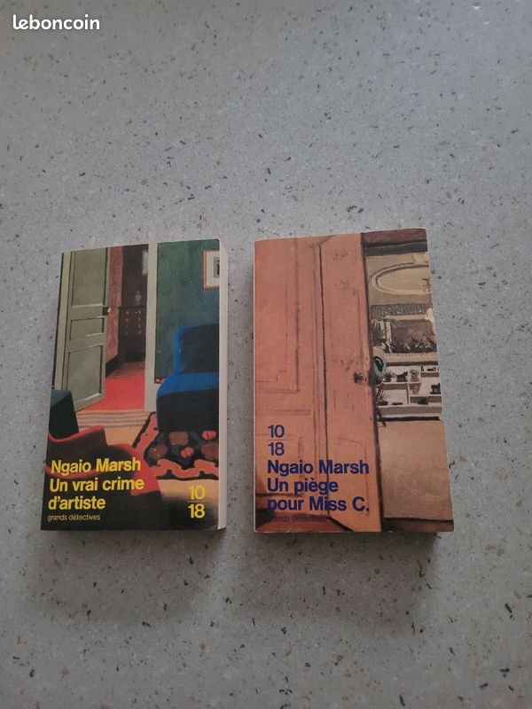 Livres policiers (image 1)