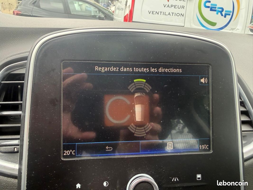 RENAULT SCENIC IV TCe 115 /GPS/CREDIT POSSIBLE (image 12)