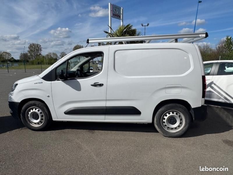 Toyota PROACE CITY Electric Medium 50 kWh Dynamic RC23 + Galerie (image 4)