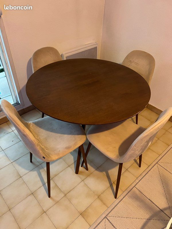 Table à manger (image 1)