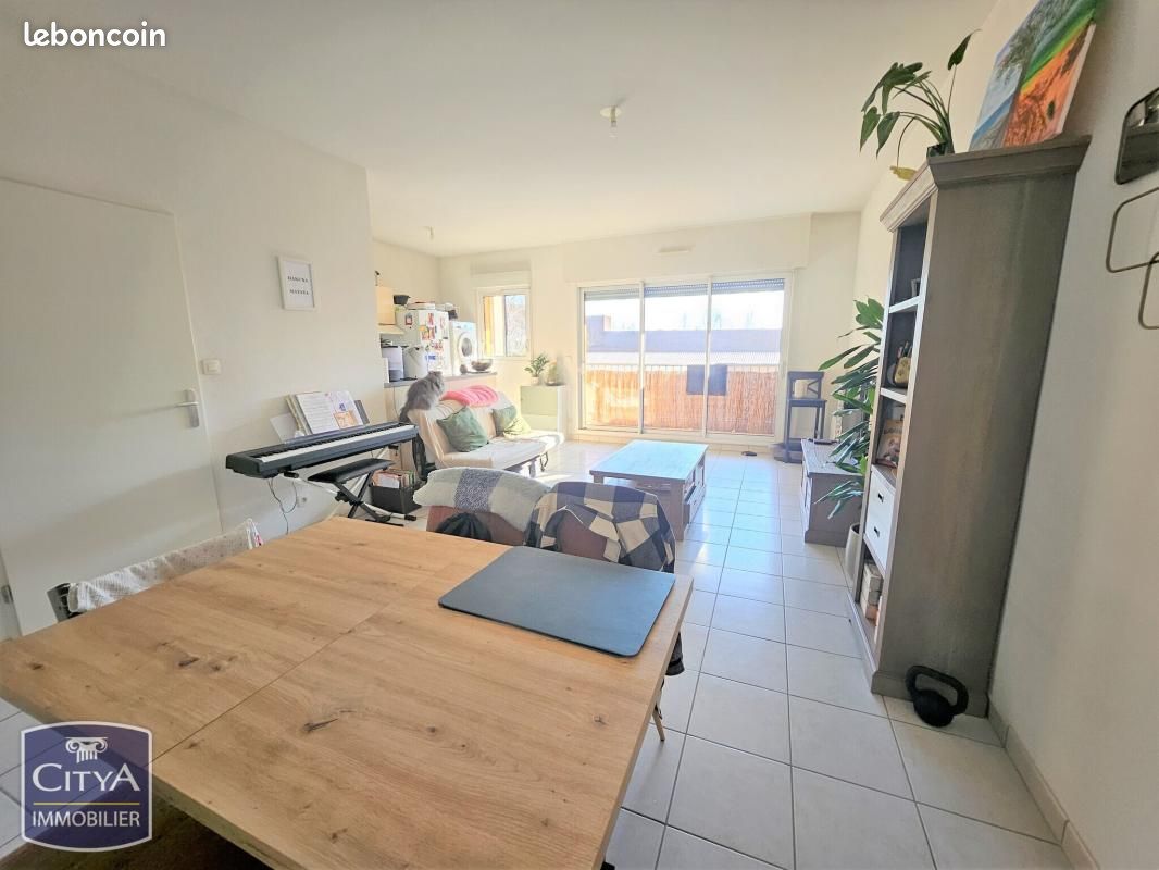 Appartement 3 pièces 66 m² · à Roubaix · 66 m² · 108 000 €