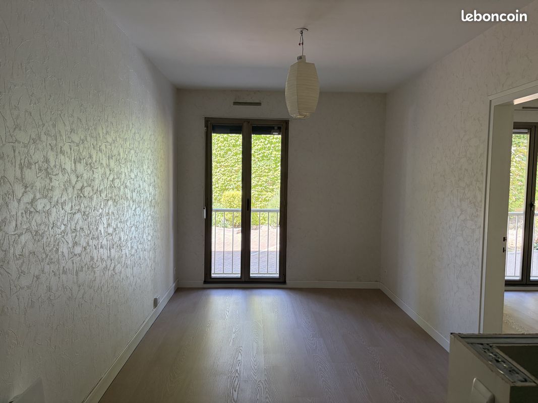 Appartement 2 pièces 30 m² · à Reims · 30 m² · 560 €