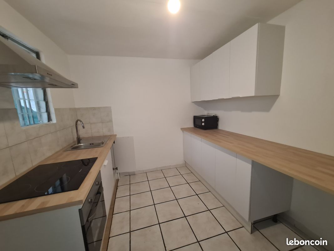 Maison 3 pièces 75 m² · au Tampon · 75 m² · 1 000 €/mois