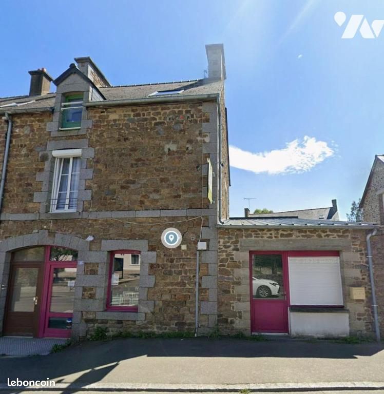 Local commercial 122 m² · à Baguer-Morvan · 122 m² · 273 080 €