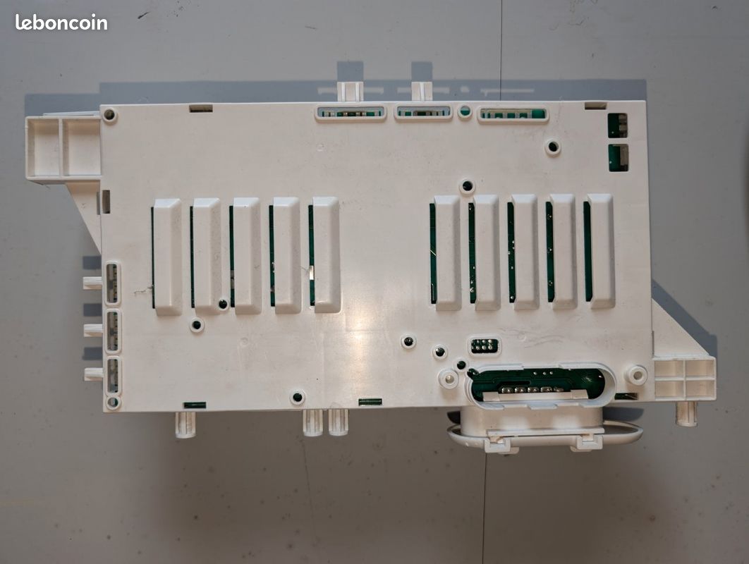 Tableau de commande + carte Machine laver Hotpoint Ariston - Électroménager
