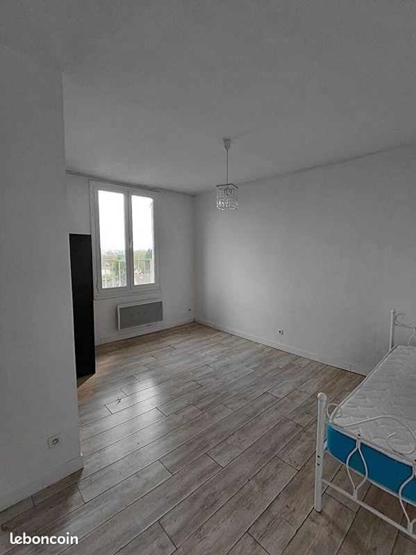 Appartement 1 pièce 30 m² · à Villiers-le-Bel · 30 m² · 710 €/mois