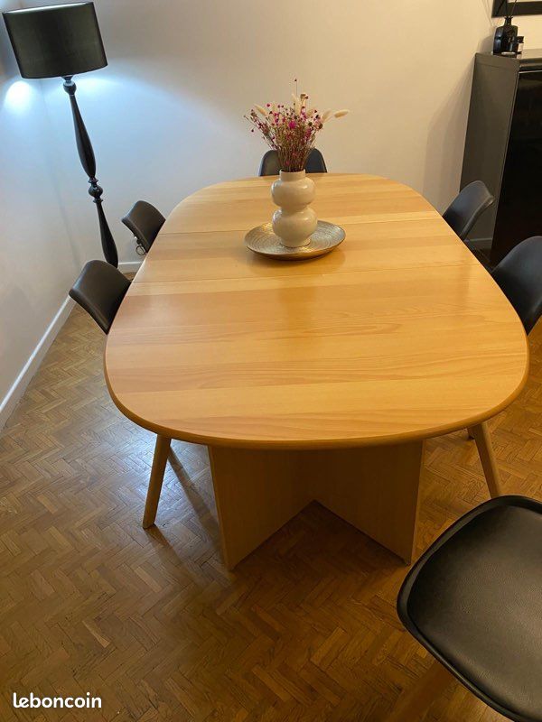 Table beige (image 1)