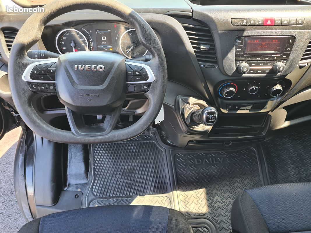 Iveco daily benne coffre 35c16 160ch (image 4)