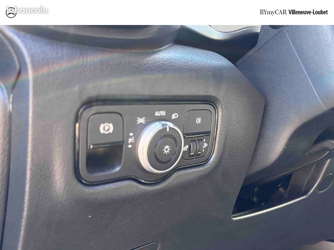 Mercedes vito fourgon 116 cdi compact bva rwd pro (image 16)