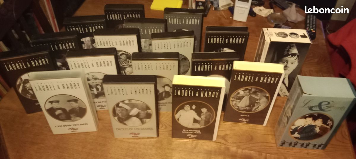 Lot de 20 cassettes vidéo Laurel et Hardy (image 3)