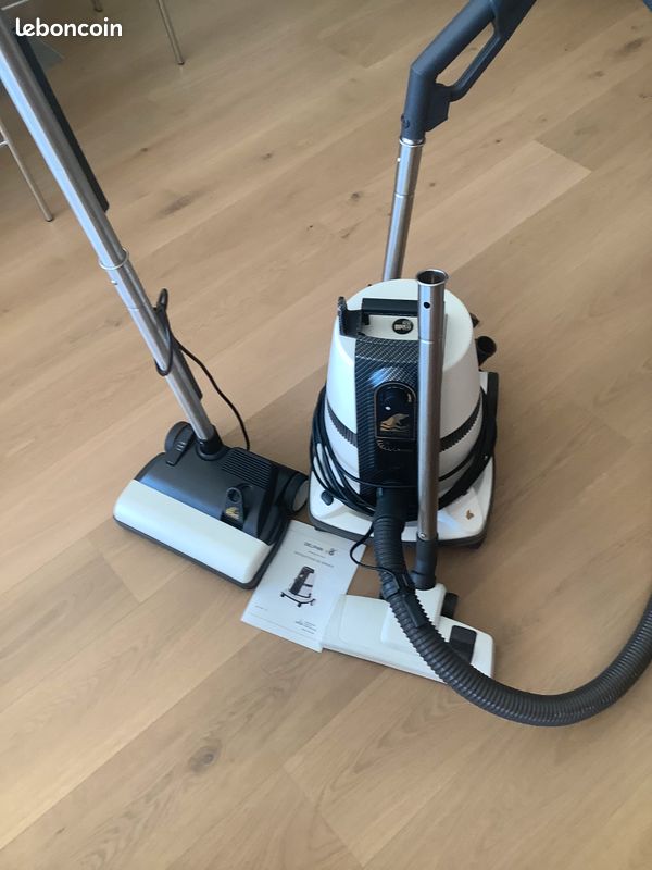 Aspirateur DELPHIN (image 1)