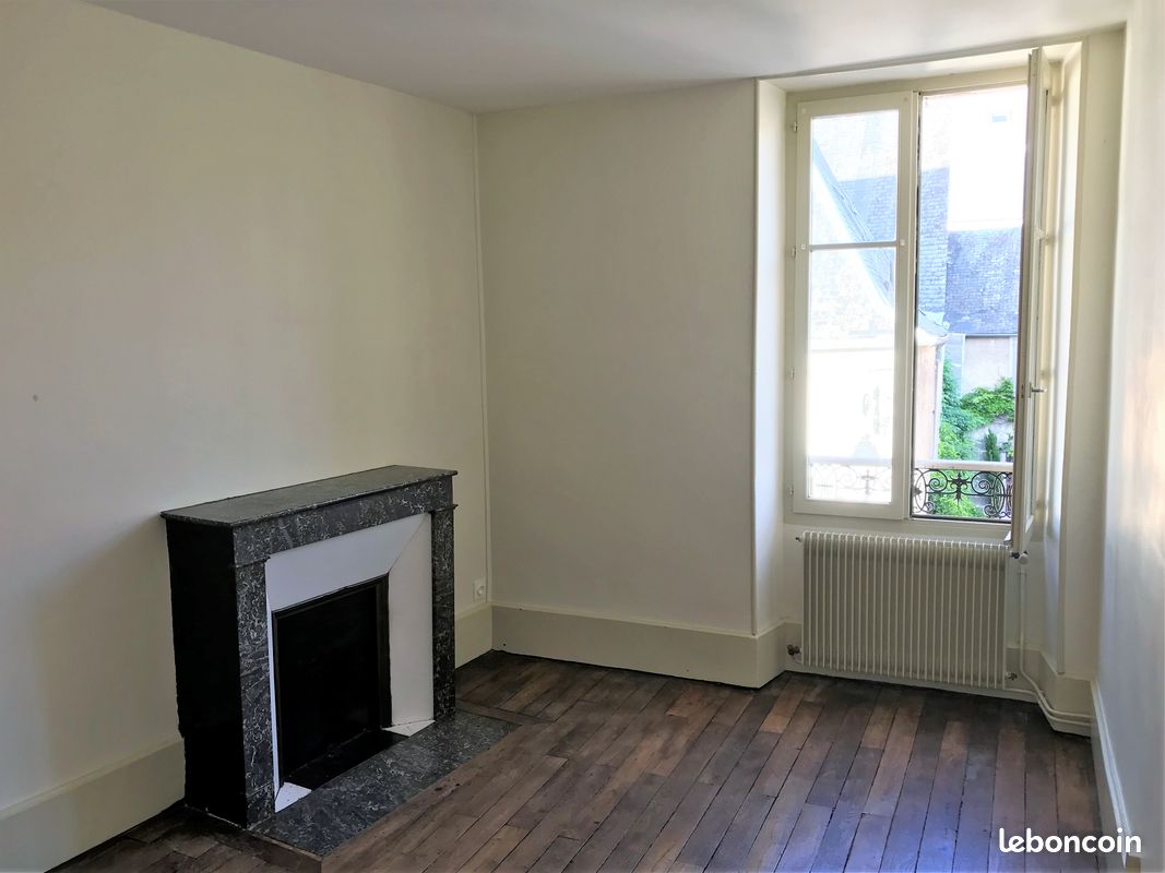 Appartement 5 pièces 86 m² · à Bourges · 86 m² · 775 €