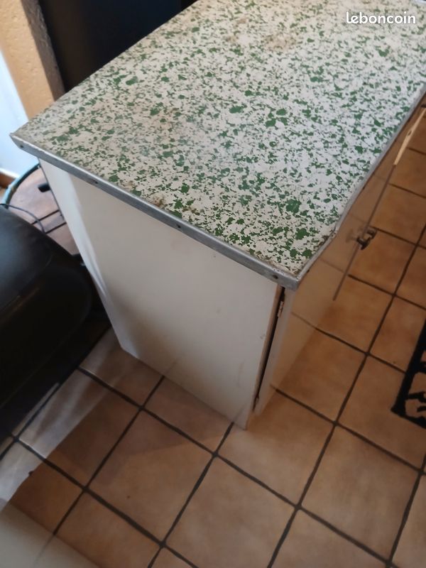 Petit meuble atelier en l'etat (image 6)