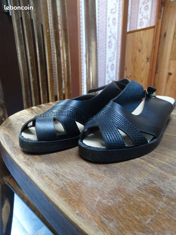 Sandale noire en cuir en 39 neuve (image 1)