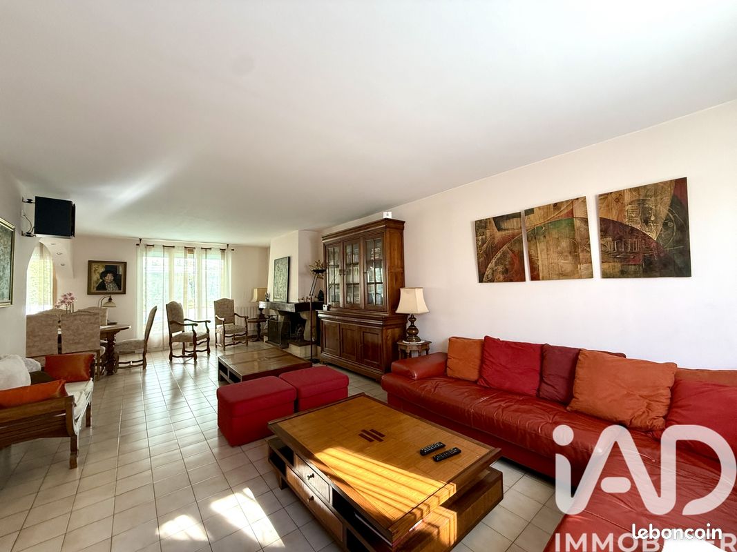 Maison familiale 8 pièces 209 m² (image 4)