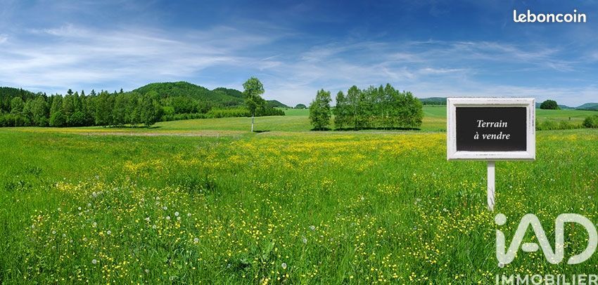 Terrain 5618 m² · à Dampierre-sur-Boutonne · 5 618 m² · 48 000 €