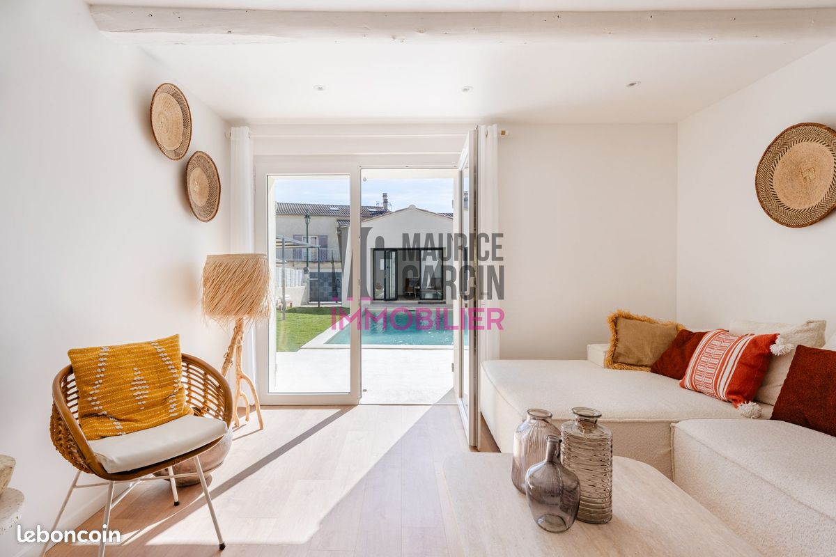 Maison 8 pièces 205 m² · à Bédoin · 205 m² · 779 000 €