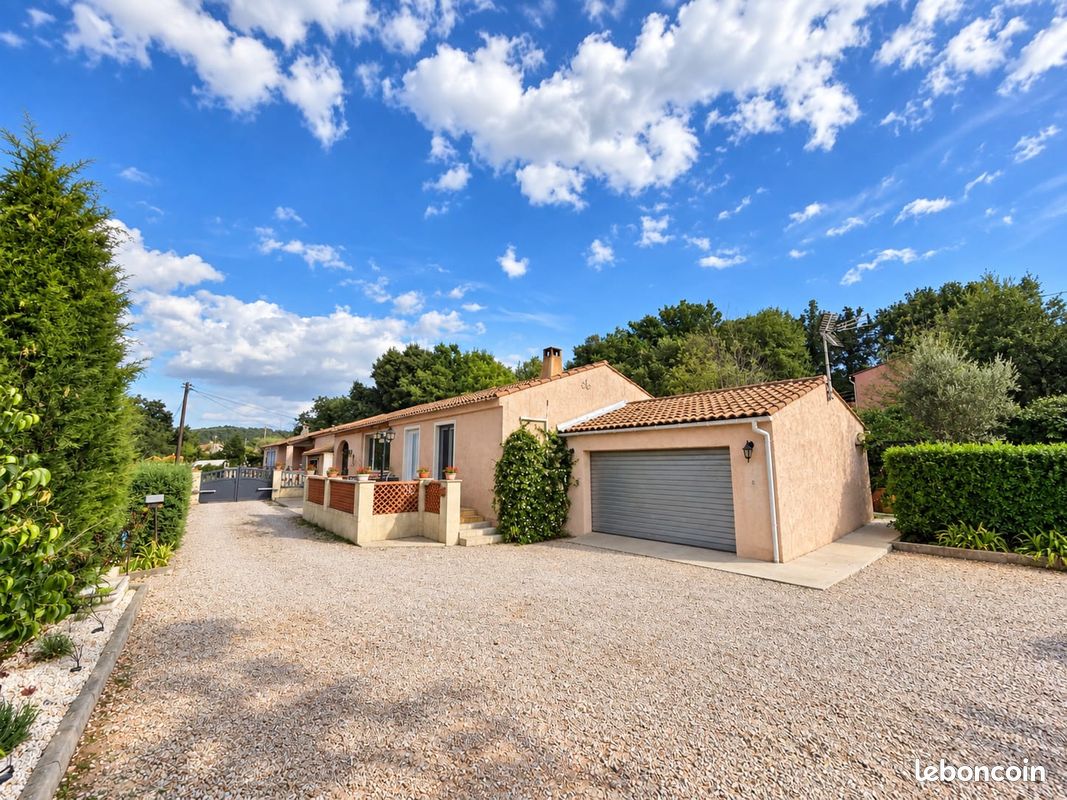 Maison 4 pièces 106 m² · à Sainte-Anastasie-sur-Issole · 106 m² · 329 000 €