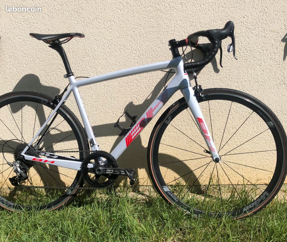 Vélo route carbone BH ultralight (image 4)