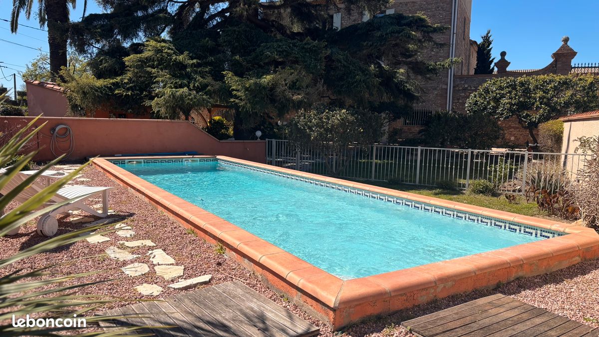 Maison 10 pièces 280 m² · à Bompas · 280 m² · 595 000 €