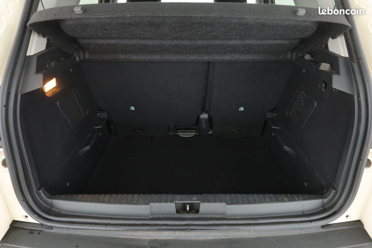 Renault Captur 1.5 dCi Intens Eco2 EDC 90 ch (image 11)