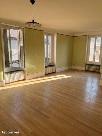 À louer – Appartement T2 de 70 m² entièrement rénové – Hyper centre