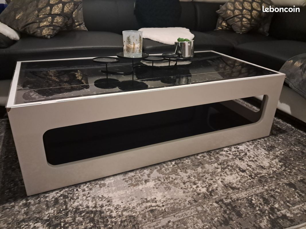 Canapé + table basse + console (image 1)