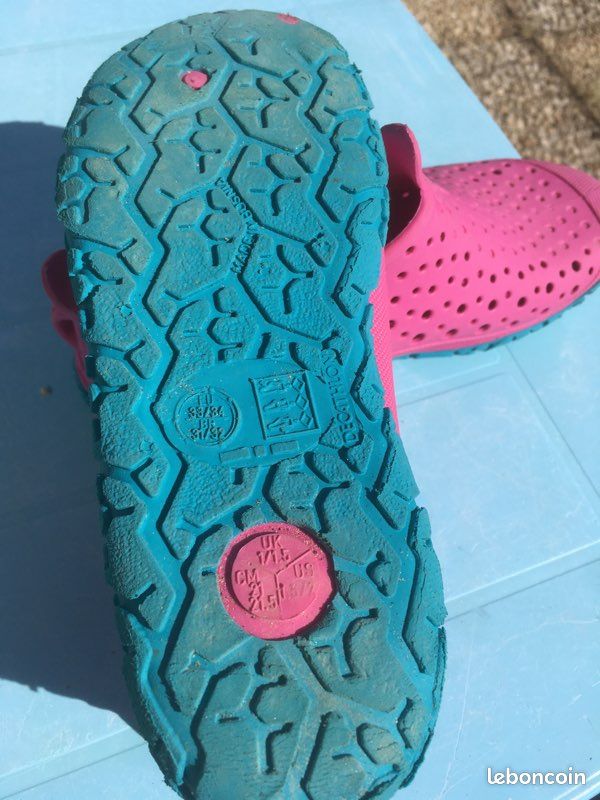 Chaussure plage (image 2)