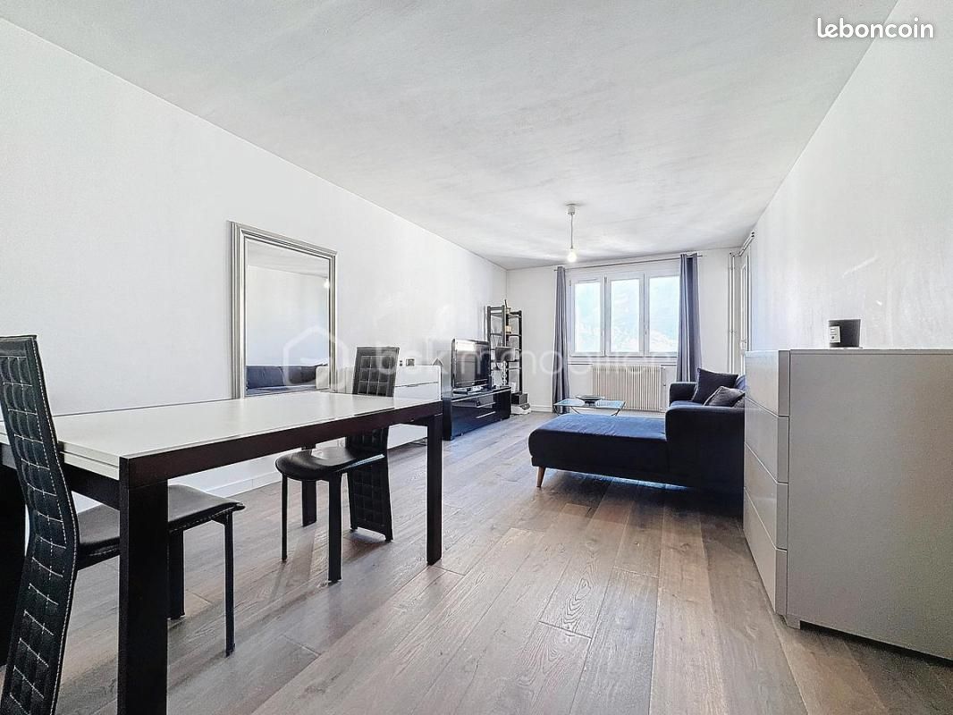 Appartement 4 pièces 83 m² · à Échirolles · 83 m² · 159 000 €