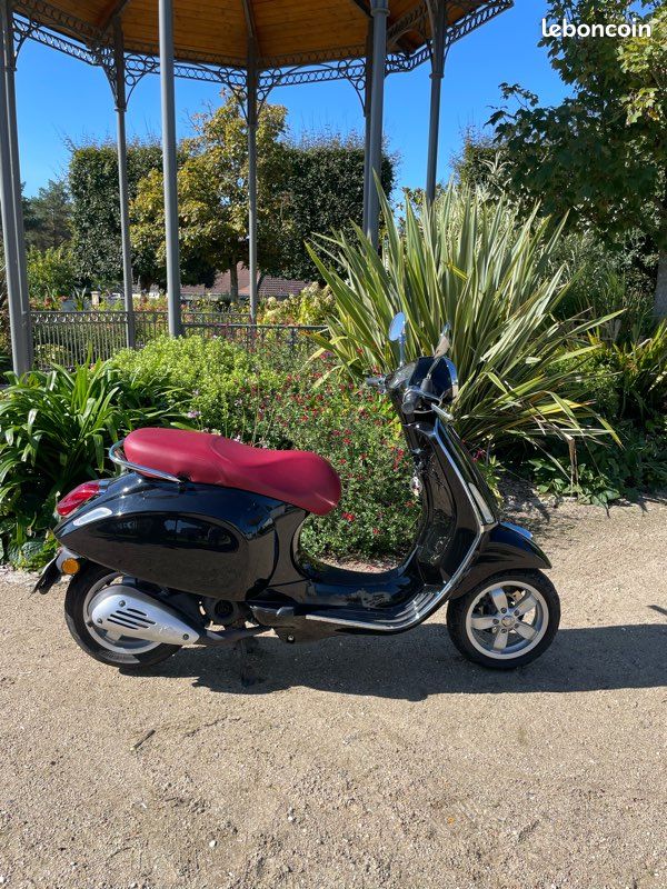 Vespa primavera 50 2t Motos