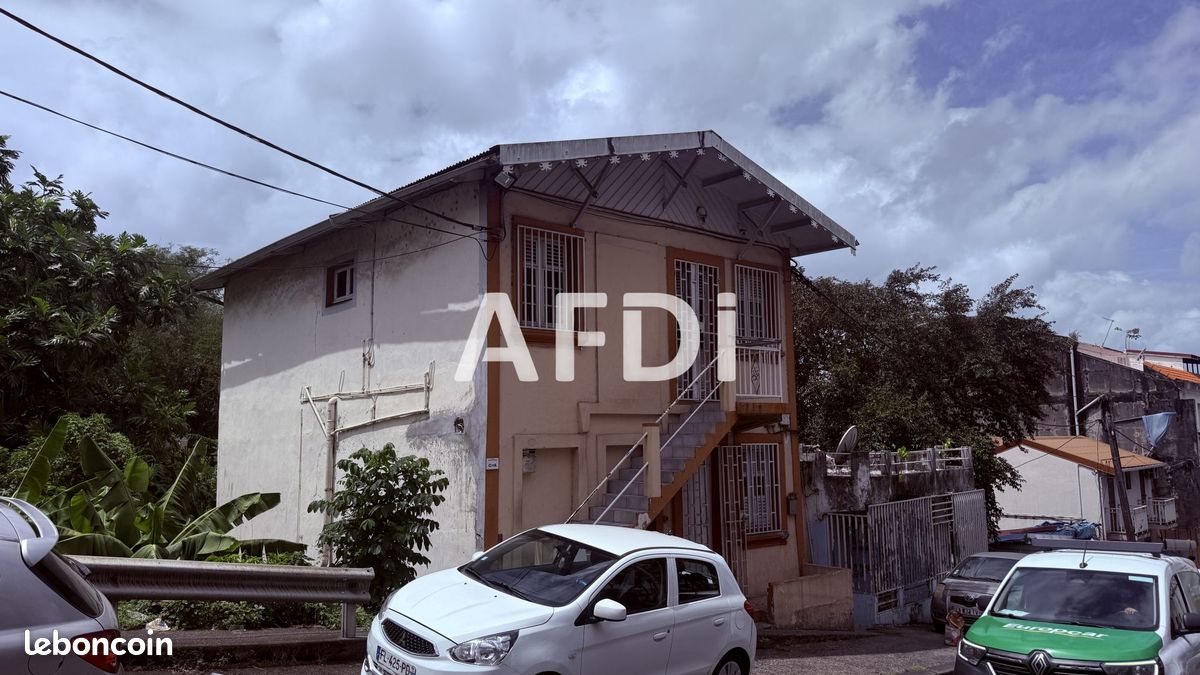 Immeuble 200 m² · à Fort-de-France · 200 m² · 192 600 €