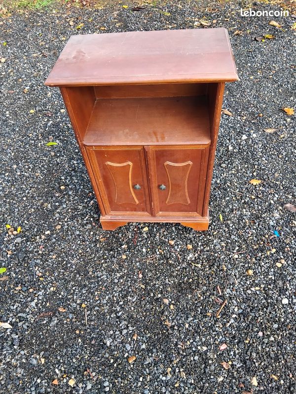 Meuble marron (image 1)