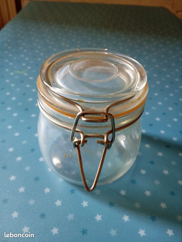 Bocal en verre hérmétique (image 1)