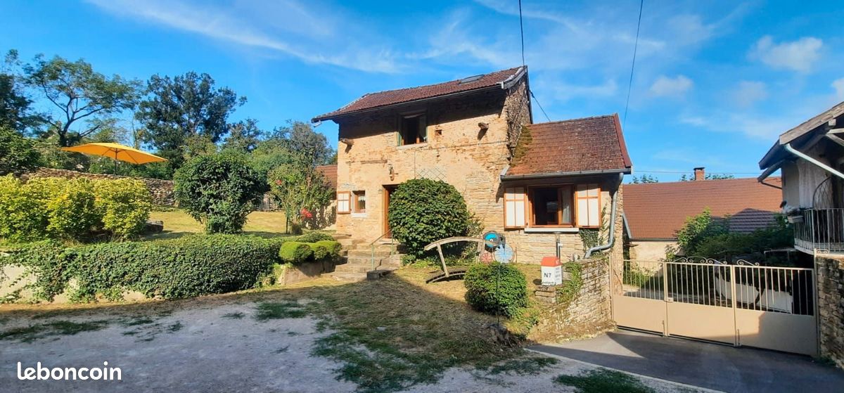 Maison 3 pièces 74 m² · à Crémieu · 74 m² · 245 000 €