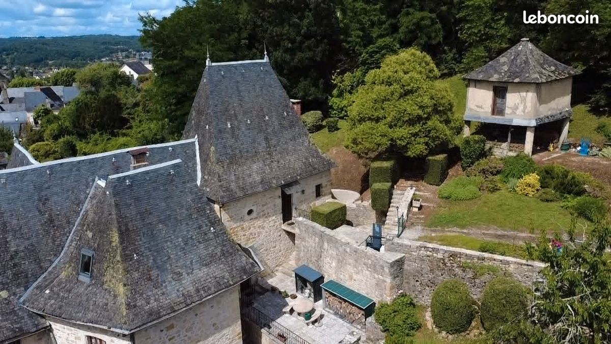 Maison 9 pièces 202 m² · à Terrasson-Lavilledieu · 202 m² · 499 000 €