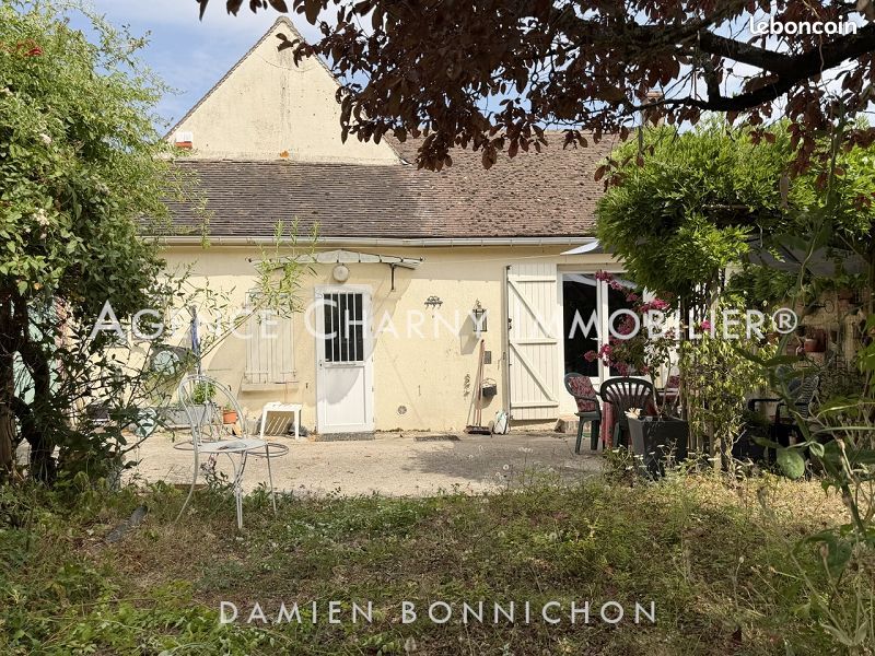 Maison 6 pièces 124 m² · à Charny Orée de Puisaye · 124 m² · 79 000 €