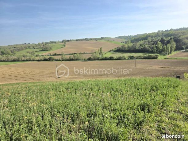 Terrain 3 260 m² Grazac