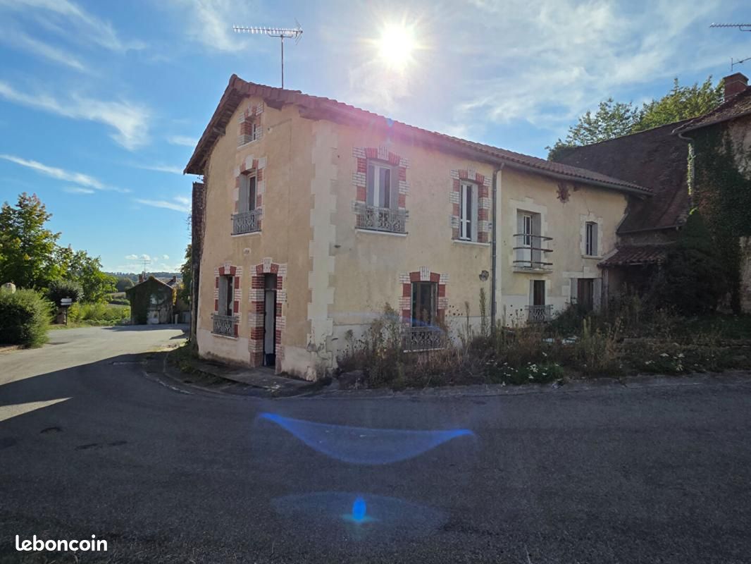 Maison 3 pièces 92 m² · à Roziers-Saint-Georges · 92 m² · 82 500 €