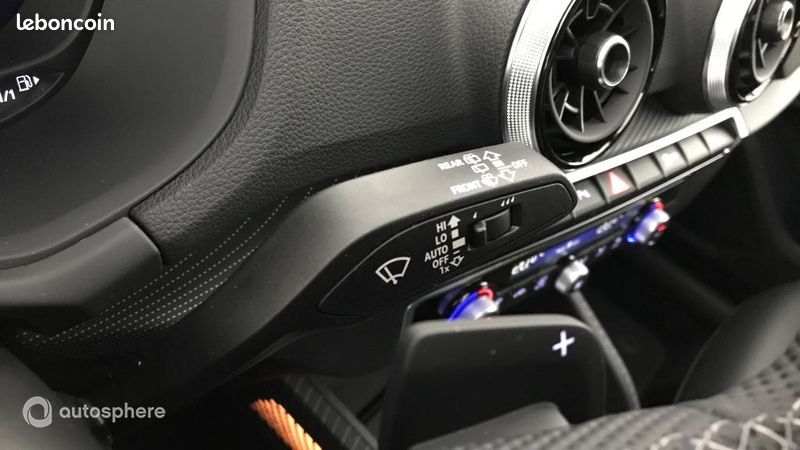 Audi Q2 35 TFSI 150ch S line Plus S tronic 7 (image 24)