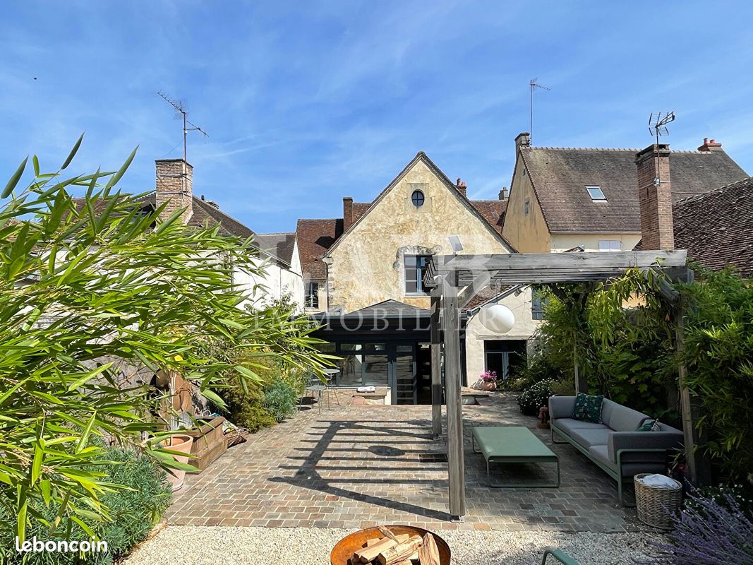Maison 5 pièces 167 m² · à Bellême · 167 m² · 600 000 €