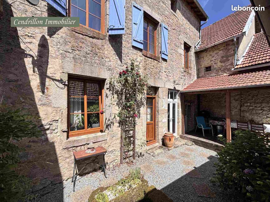 Maison 9 pièces 188 m² · à Saint-Dizier-Masbaraud · 188 m² · 149 000 €